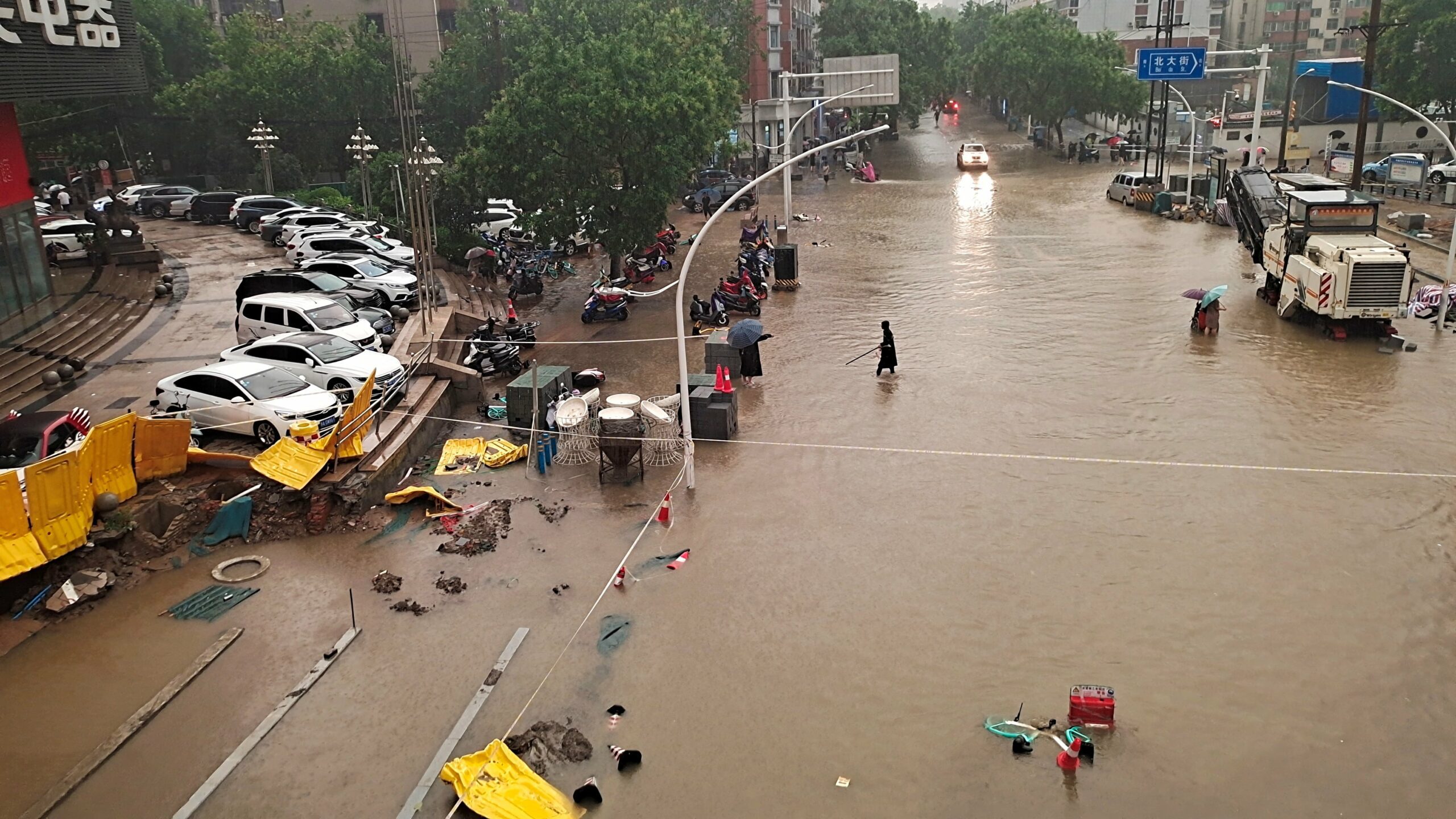 VÍDEO) China sufre lluvias torrenciales que dejan al menos 12 muertos - EL  LIBERAL